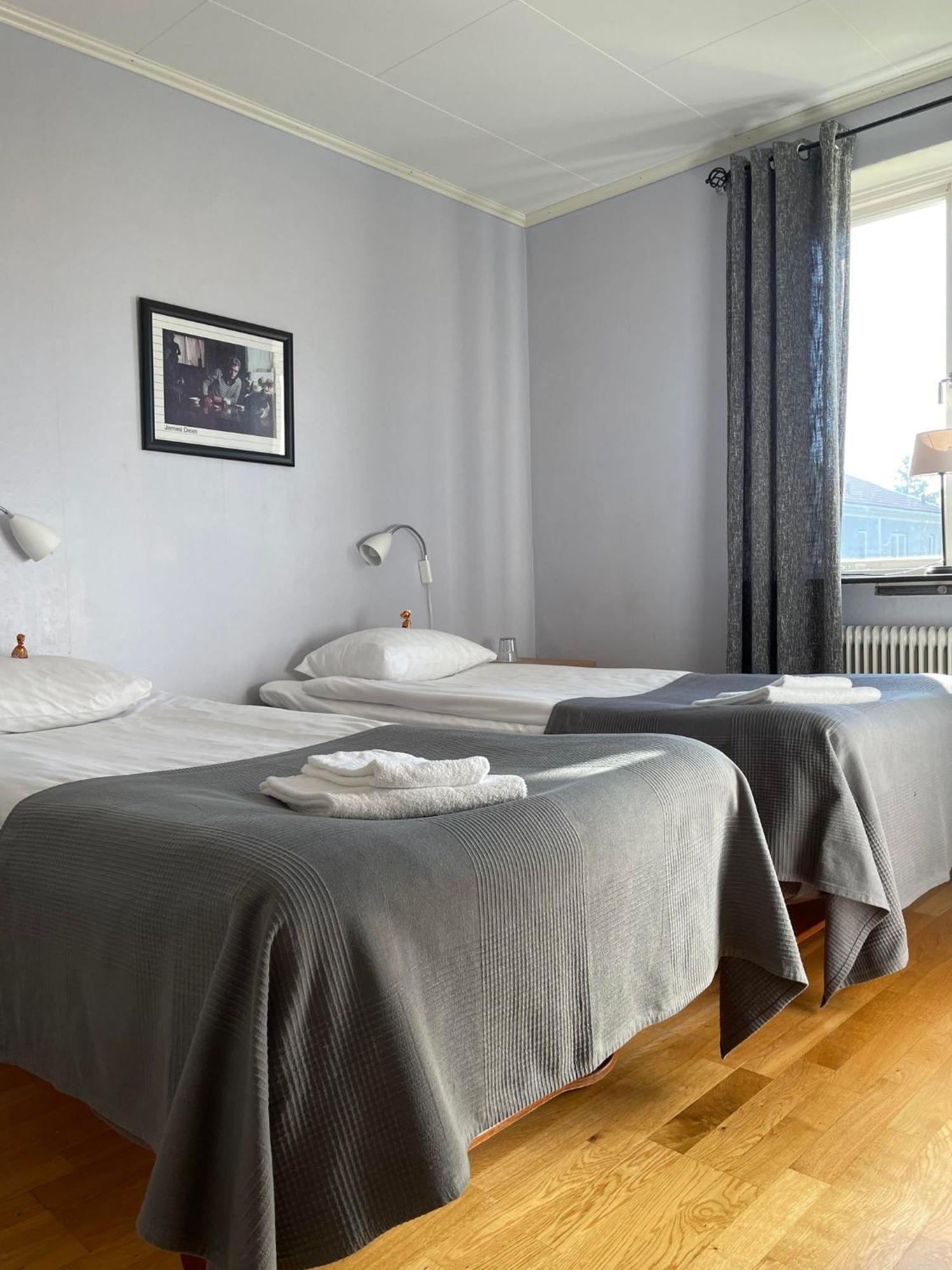 Bralanda Hotell Och Vandrarhem Exterior photo